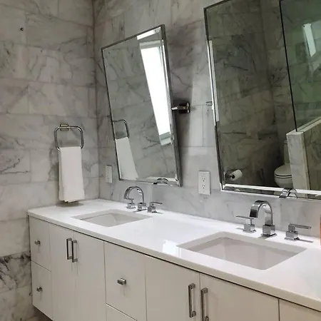 Villa Palma-Hollywood Beach-Private Pool & Beachwalk! Exterior photo