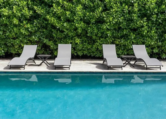 Villa Palma-Hollywood Beach-Private Pool & Beachwalk!